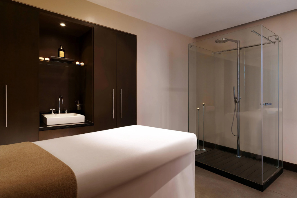 Отель The Westin Palace, Milan