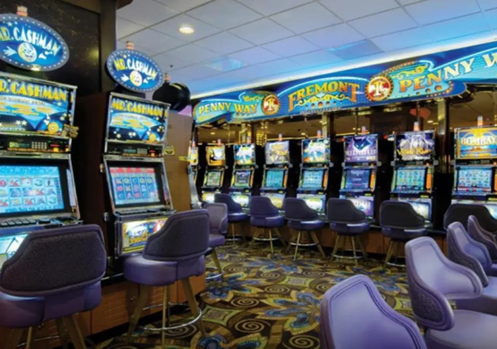 Fremont Hotel & Casino