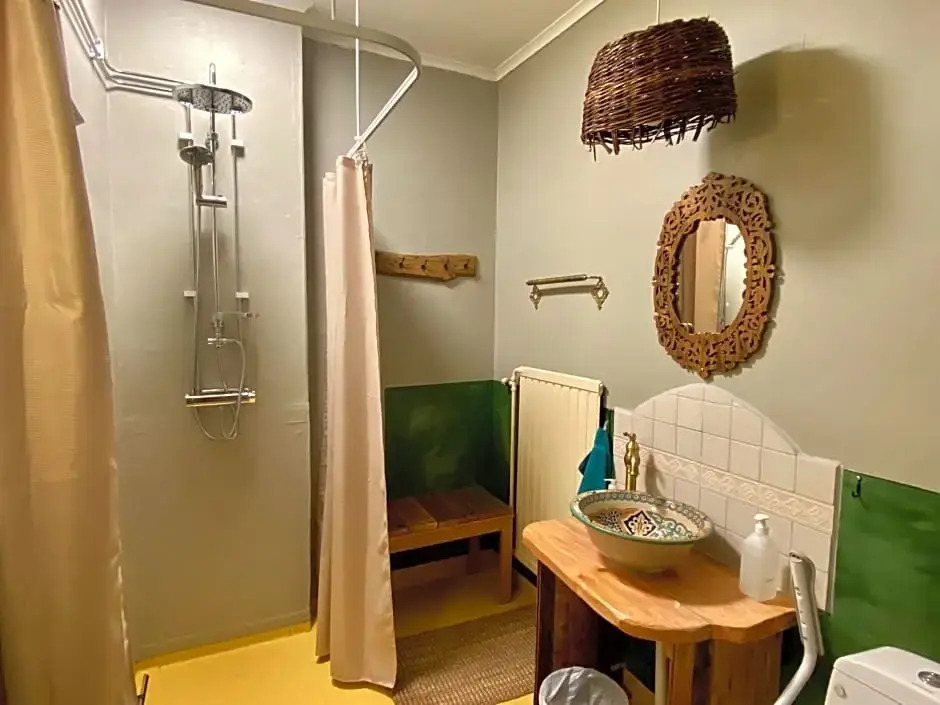 Fridhem Coursecenter & Guesthouse