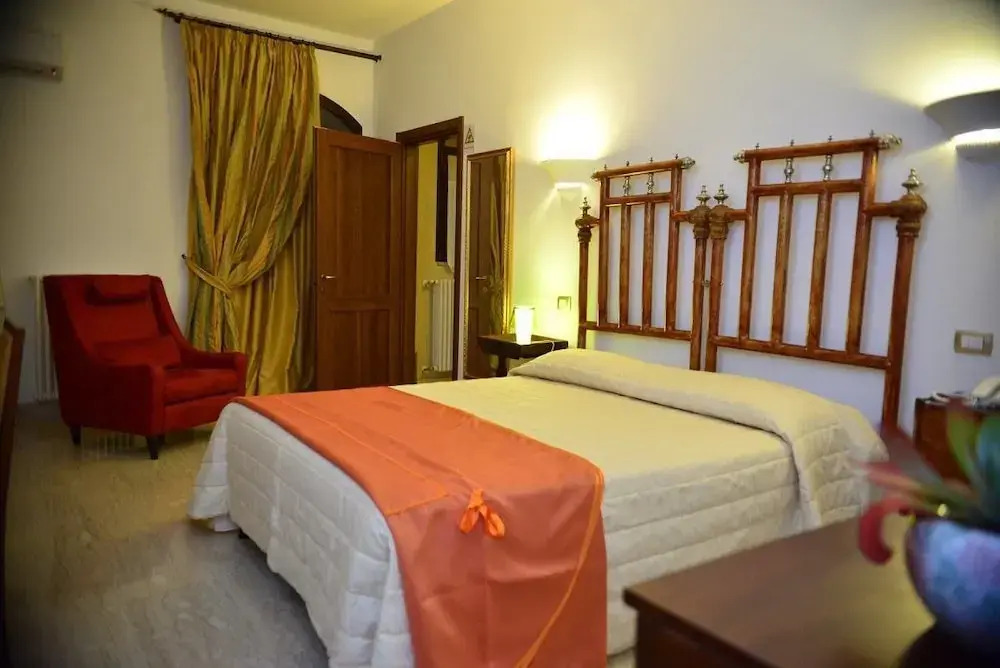 Hotel Villa Leuzzi