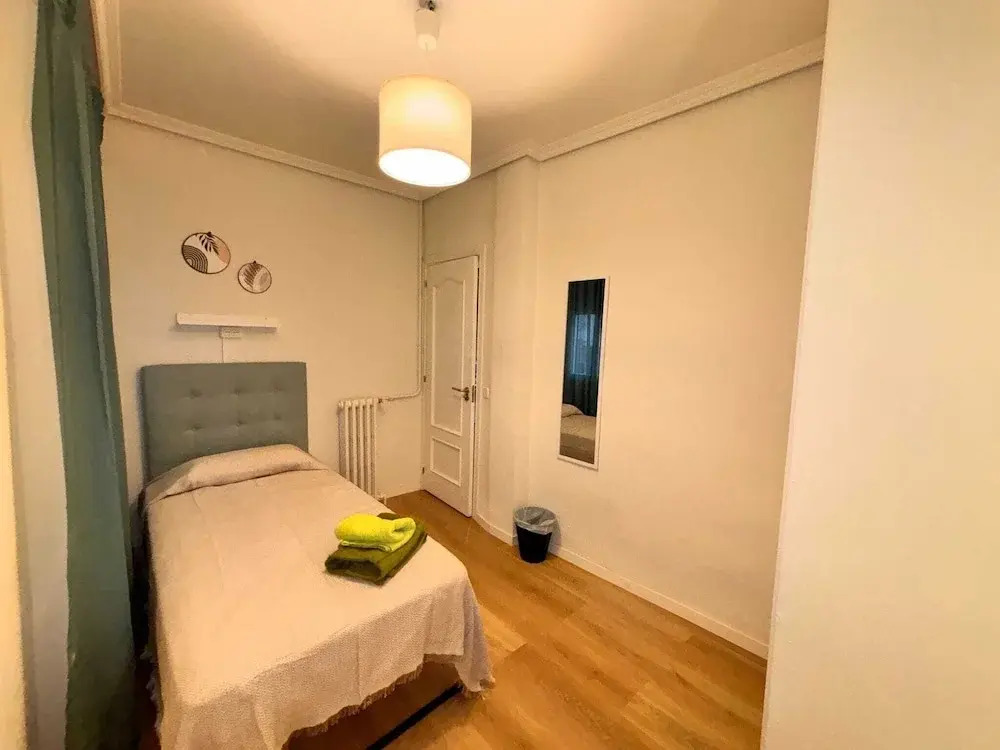 Rooms Carlos, next to Plaza Mayor