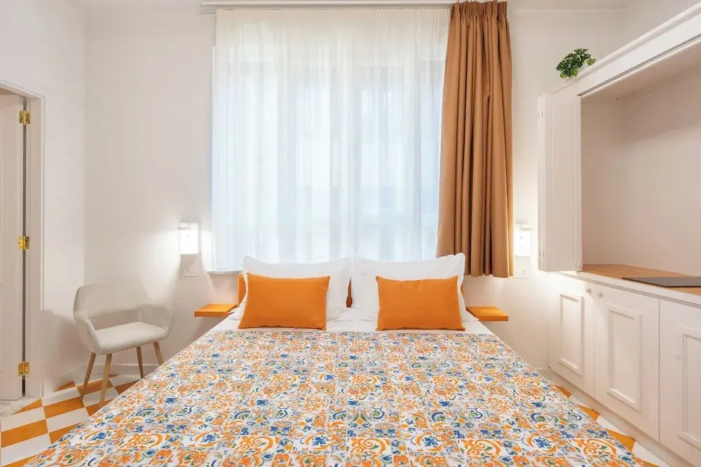 Luxury New Sorrento Home With Terrace - Sleeps 12