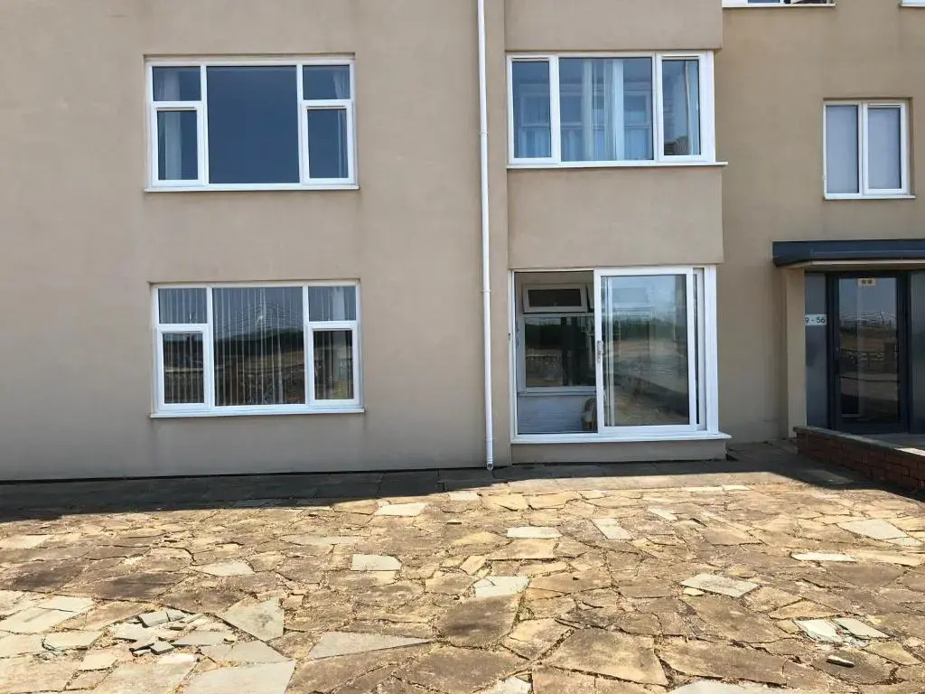 Apartment at promenade