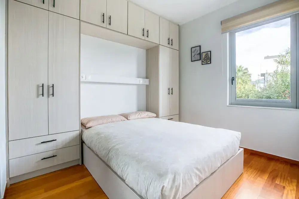 Athena's South Apartment