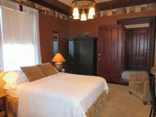 Taylor House Bed and Breakfast