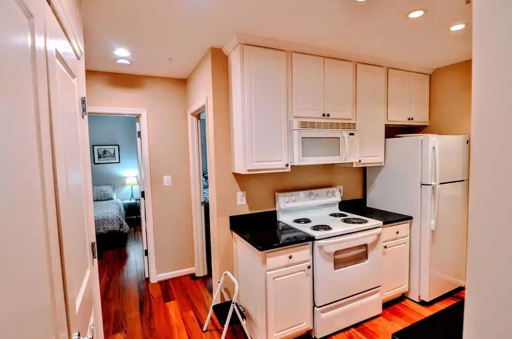 228 7th St Ne 2 Bedroom Apts