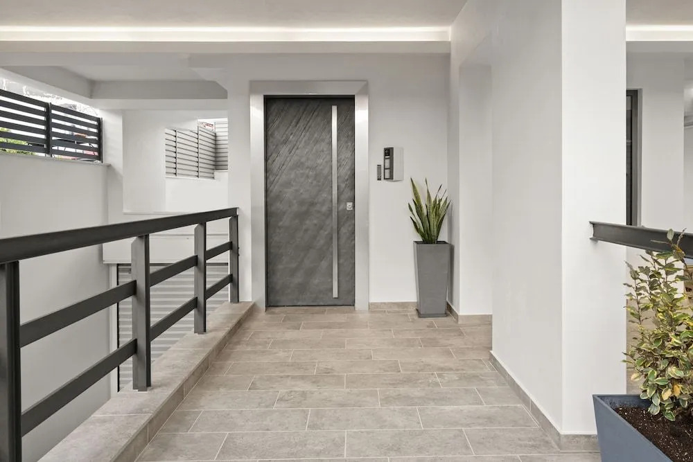 ATHENIAN VIEW LOFT