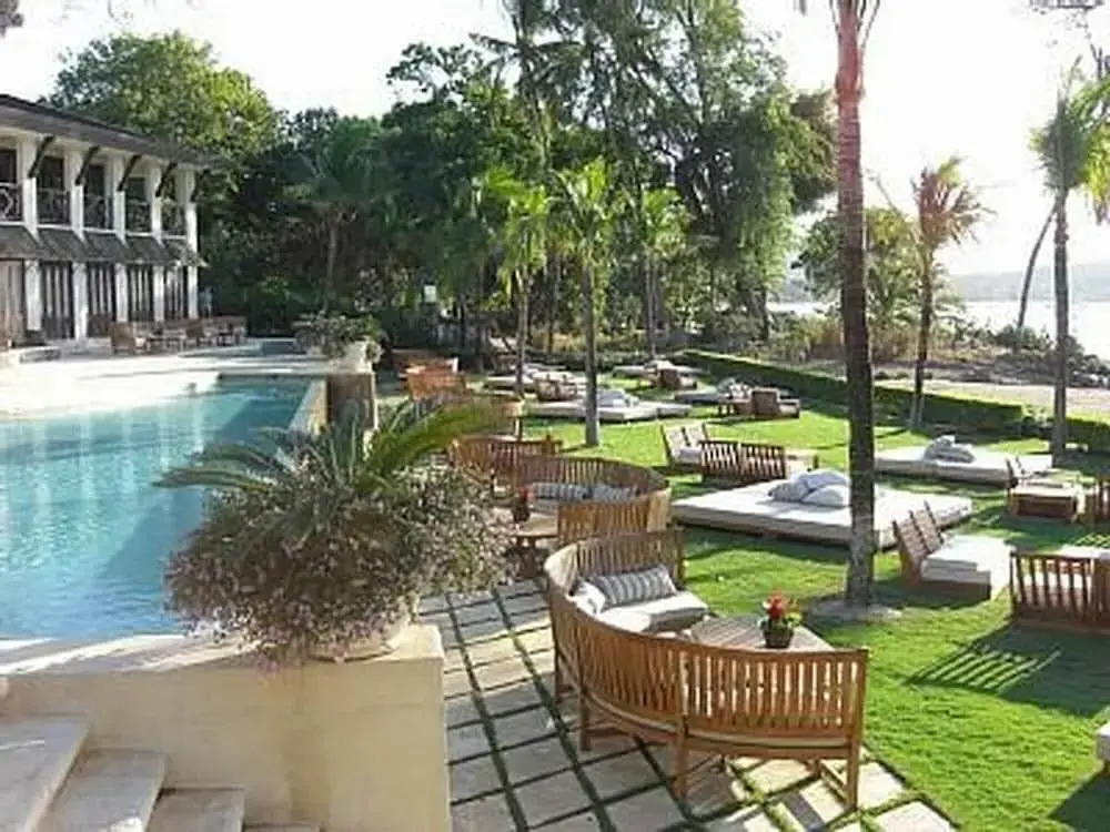 Picturesque Condo with Spectacular Ocean Views & Beach Club Access
