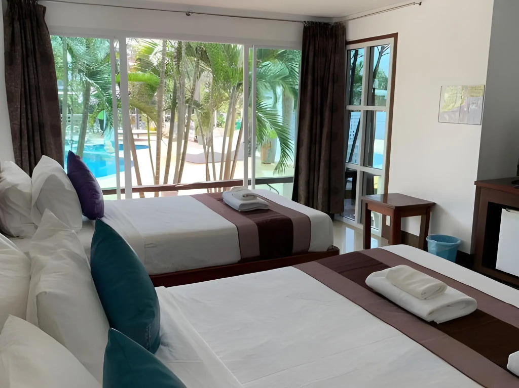Rattana Pura Beach Resort