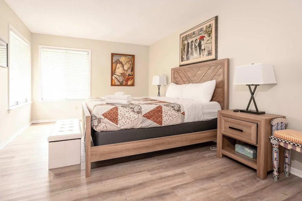 Lakeside Living at Abbey Springs - Pools & Beach