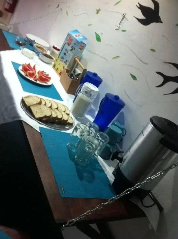 Hostal La Cueva - Hostel