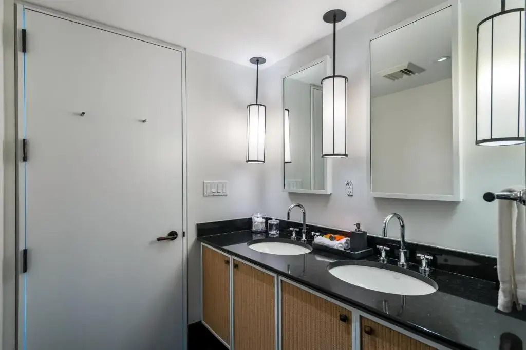 2 Bedroom Oceanview Private Residence at the Setai - 2606