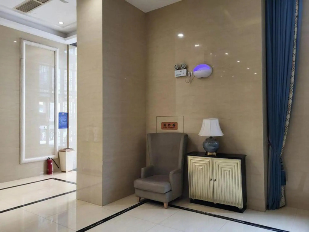 Heyue Boutique Hotel（Wu Han Townsend Lake Shop)
