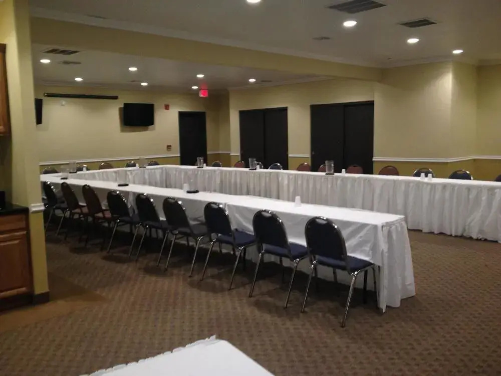 Red Lion Inn And Suites