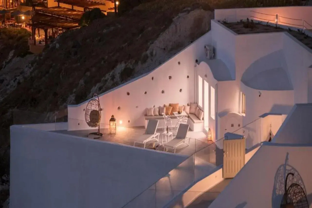 Symphony Suites Santorini