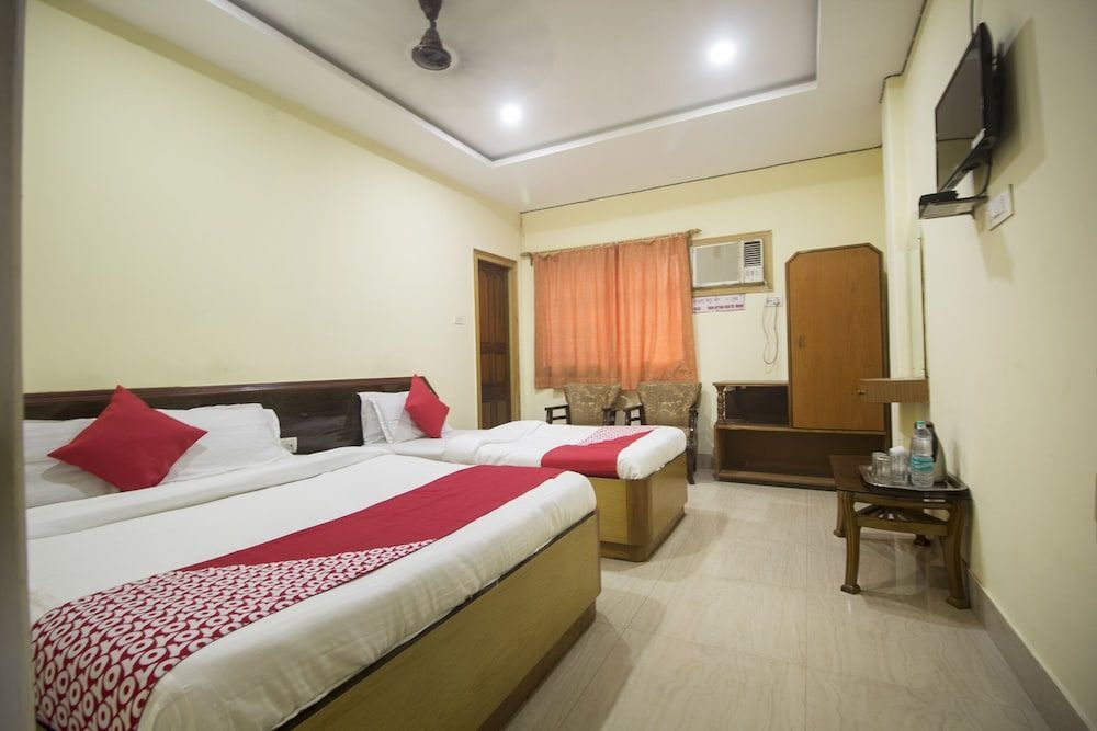 OYO 16794 Bidhan Residency