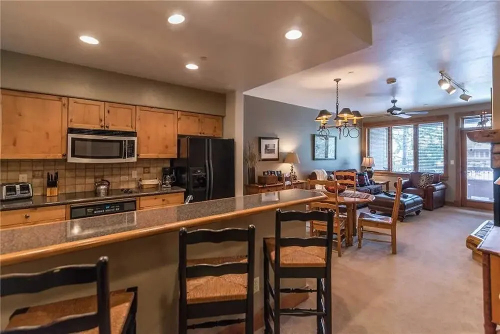 2211 Timberline Lodge, Trappeur's Crossing Apartment 1