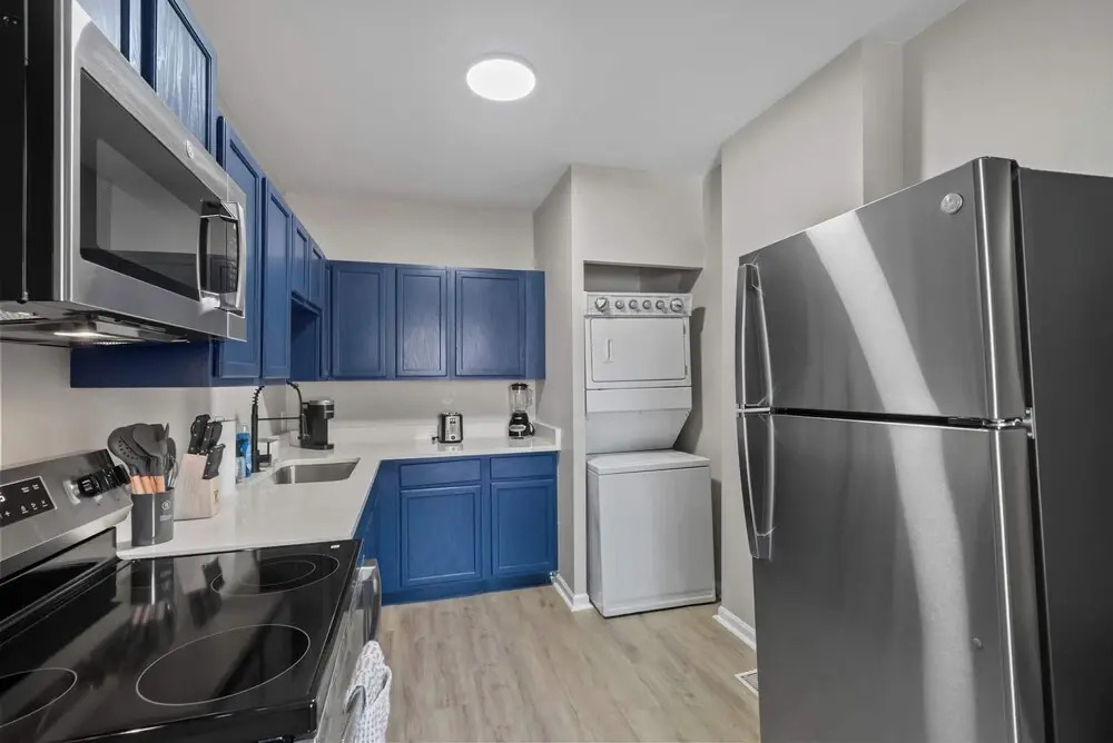 The Luxe Pearl Residences 8ppl