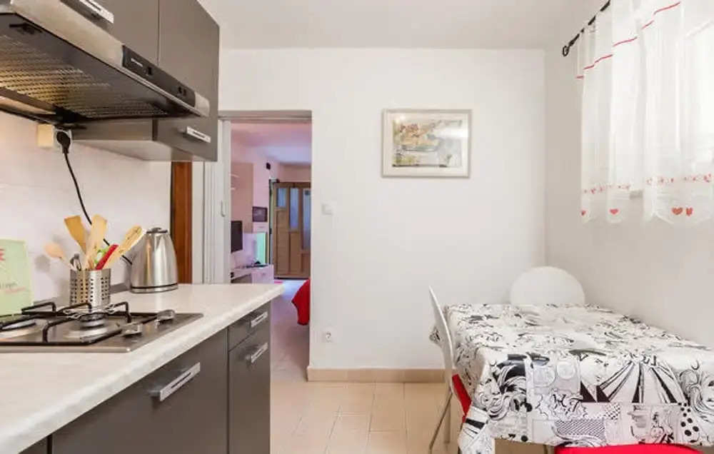 Stunning 1-bed Apartm. Near the Beach in M. Lošinj