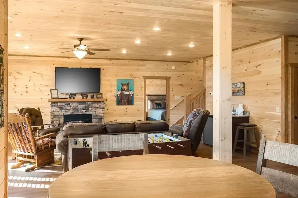 The Bear And Trout 4 Bedroom Home by Redawning
