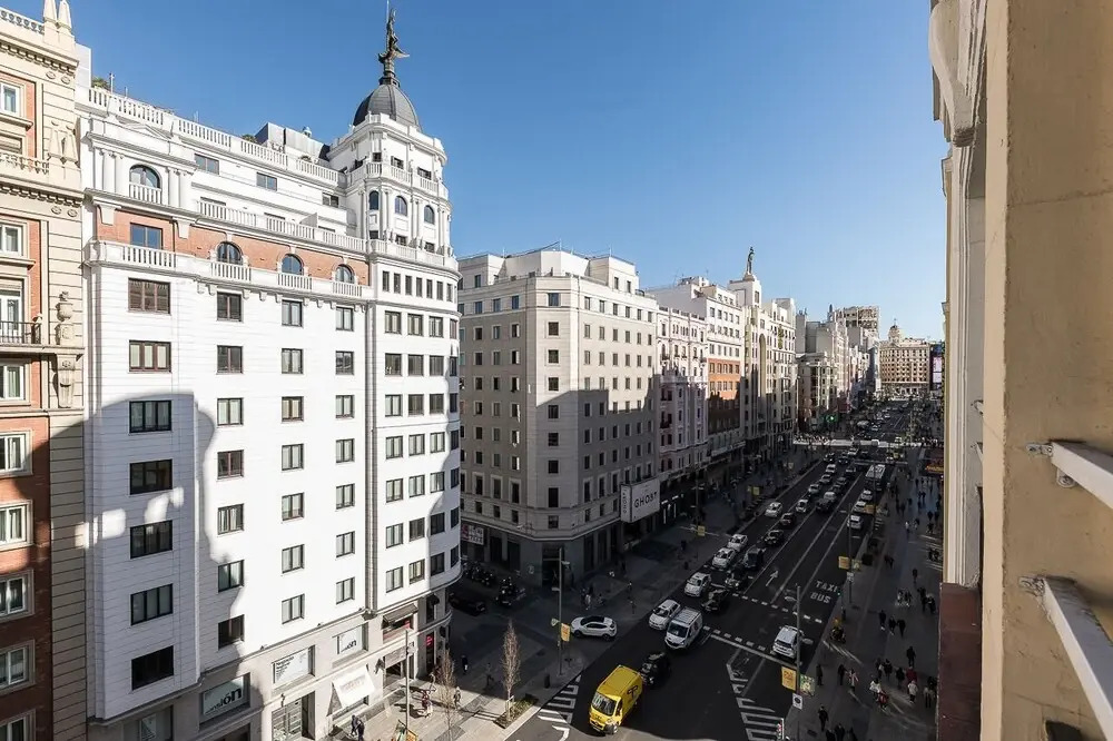 Home Club Gran Via Apartments