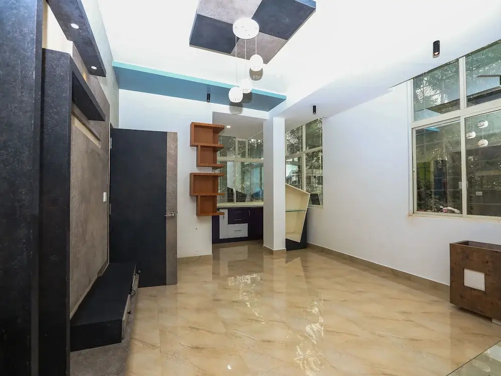 OYO 15843 SJ Residency