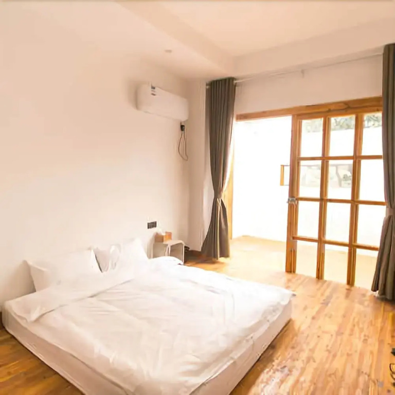 Yiyun Boutique Inn (Tongli Juepin Design)
