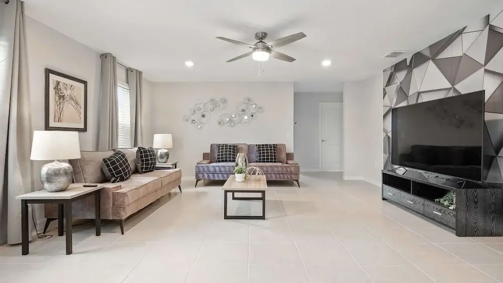 Windsor Island LUXE Villa w/ Pool/Spa Near Disney