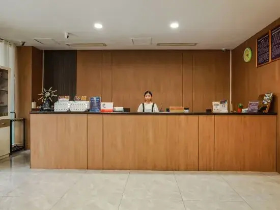 Manchu Hotel (Zunyi Shanghai Road)