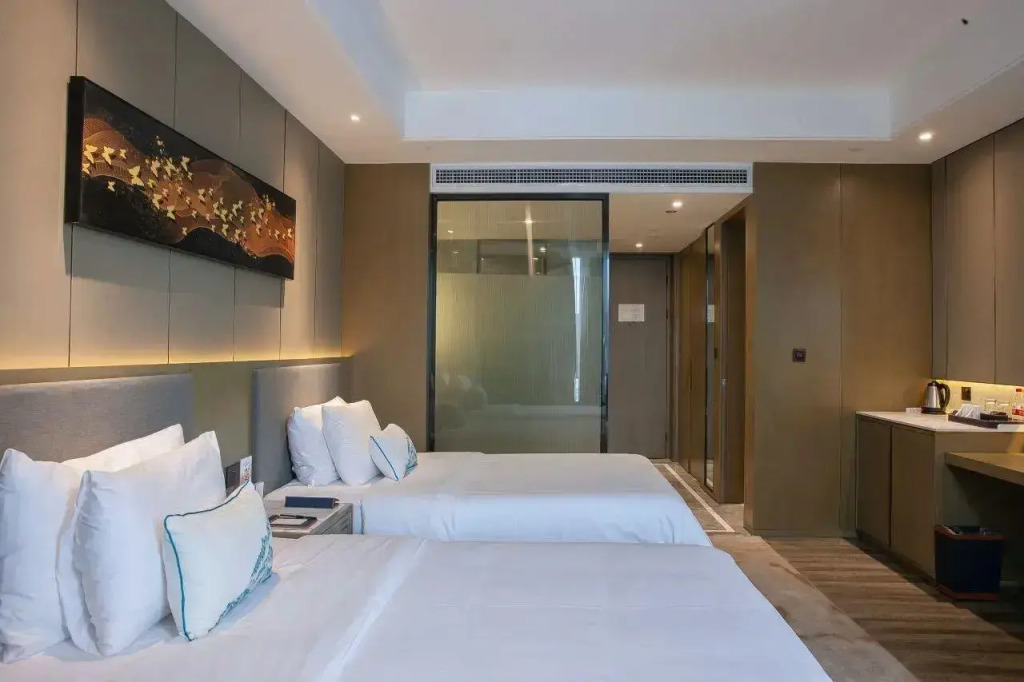 Grand New Century Hotel