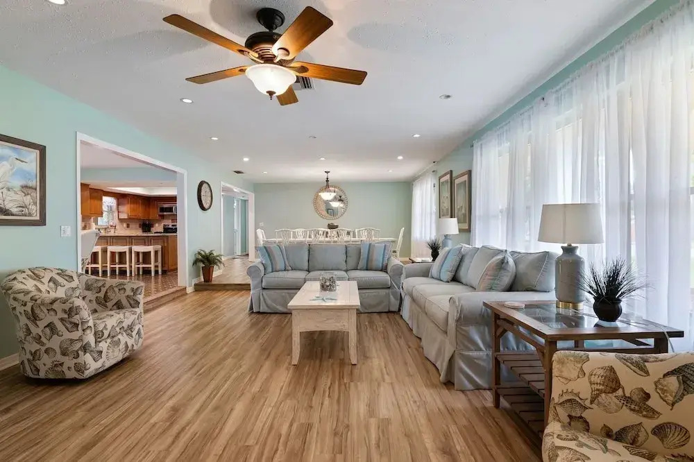 Lake O Woods Lake Front Gated Private Pool Home. Just 5 Miles To The Beach 3 Bedroom Home by RedAwning