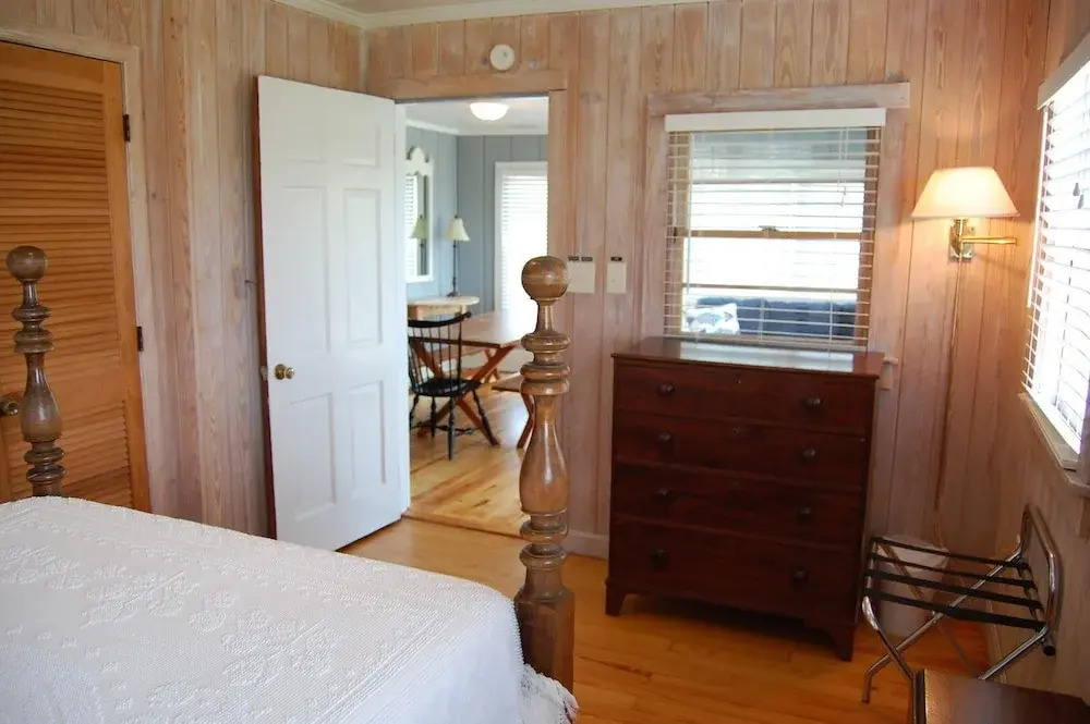 Summer Hill - 4 Br Home