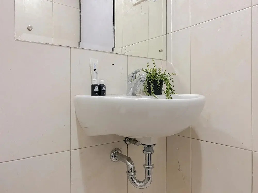 Standard 2Br Near Station At Nifarro Park Apartment