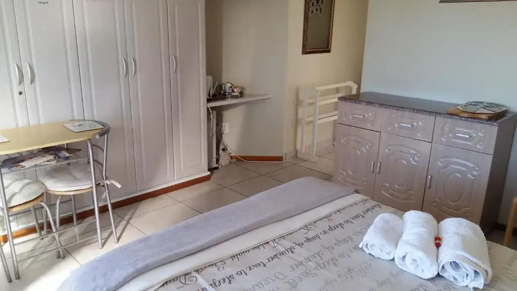 Abbeygail En Suite Room