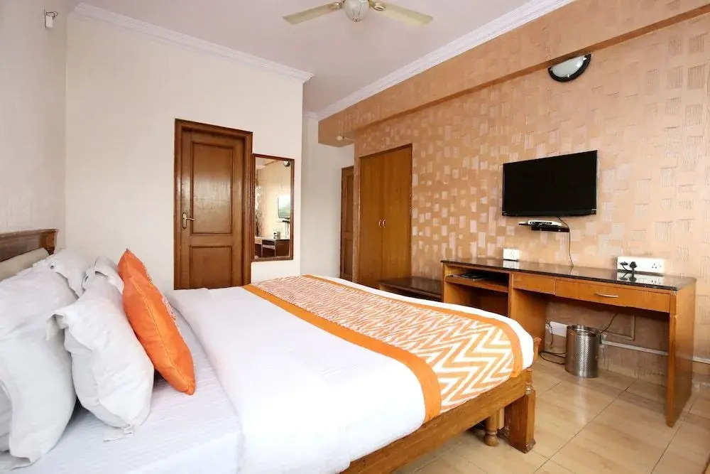 OYO 3932 Welcome Residency Hotel 35