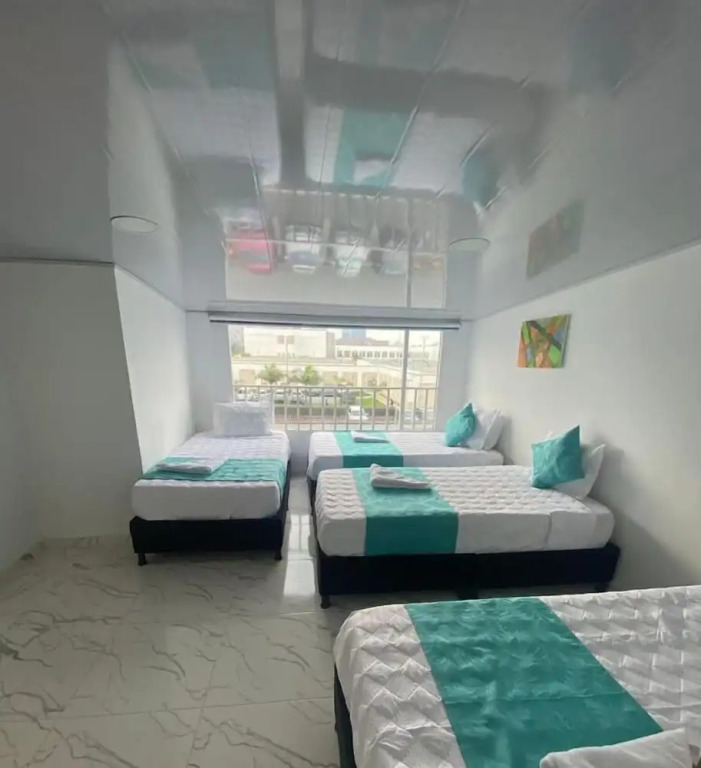 HOTEL LUXEM