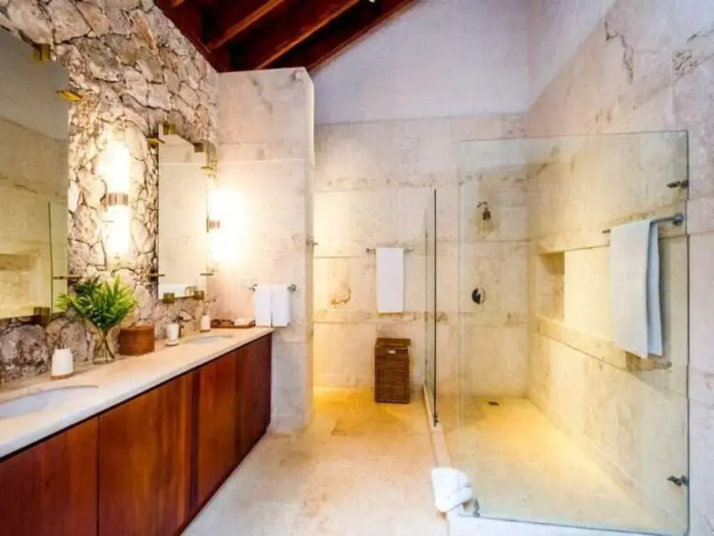 Sunny Vacation Villa 68