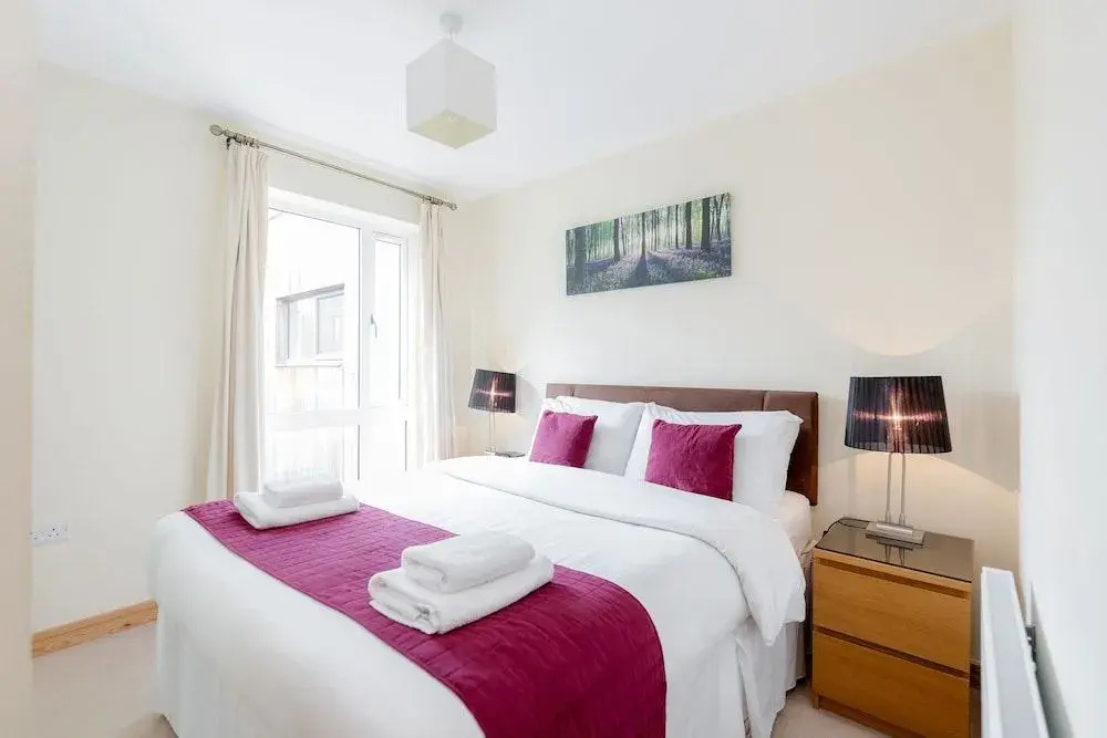 Roomspace Apartments -Westnye House