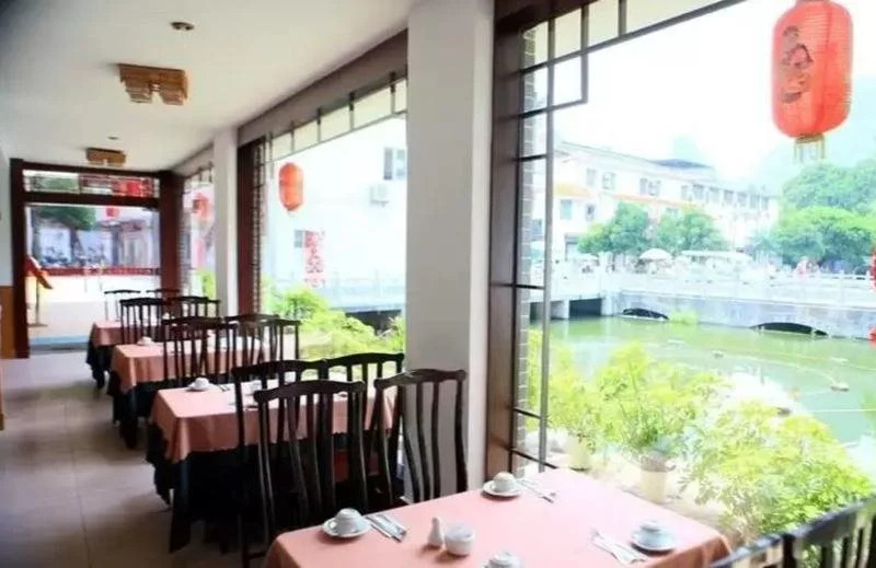 Li River Hotel