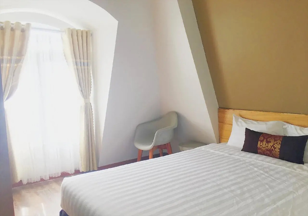 Nature Hotel - Luong The Vinh