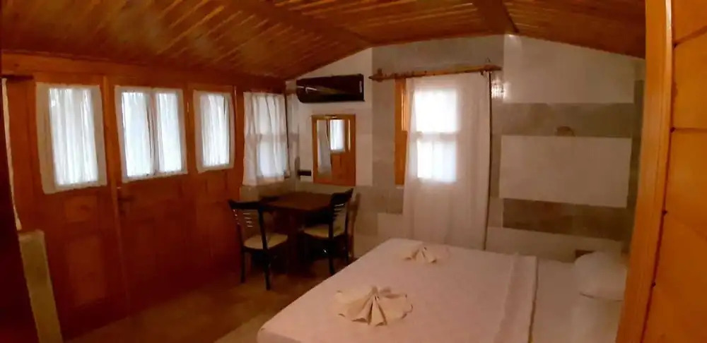Stunning 10 Bedroom Villa in Dalyan