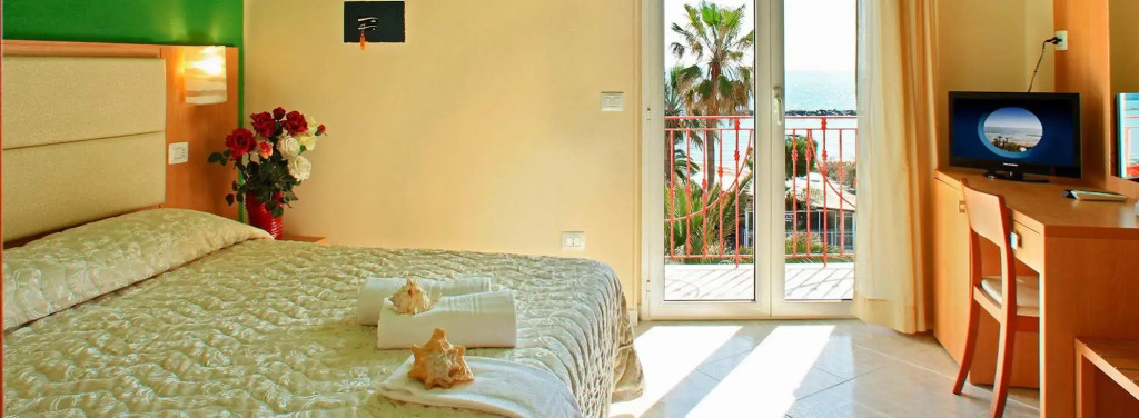Hotel Ambassador