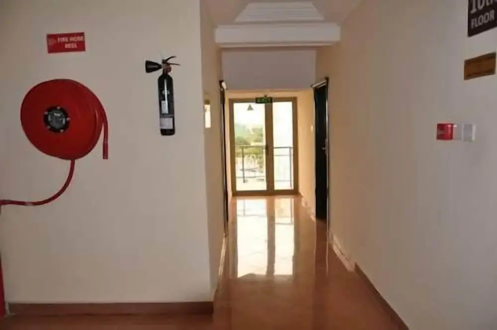 Cross Way Executive Hotel - CWE