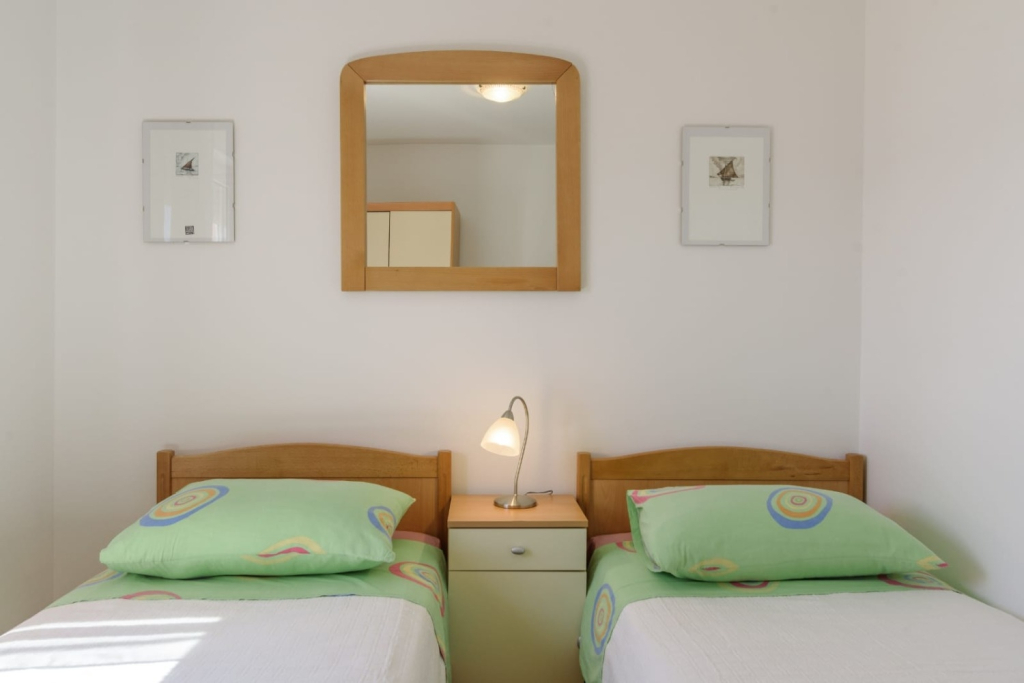 Apartment Pery - 2 bedroom sea view apartment: A1 Trogir, Riviera Trogir