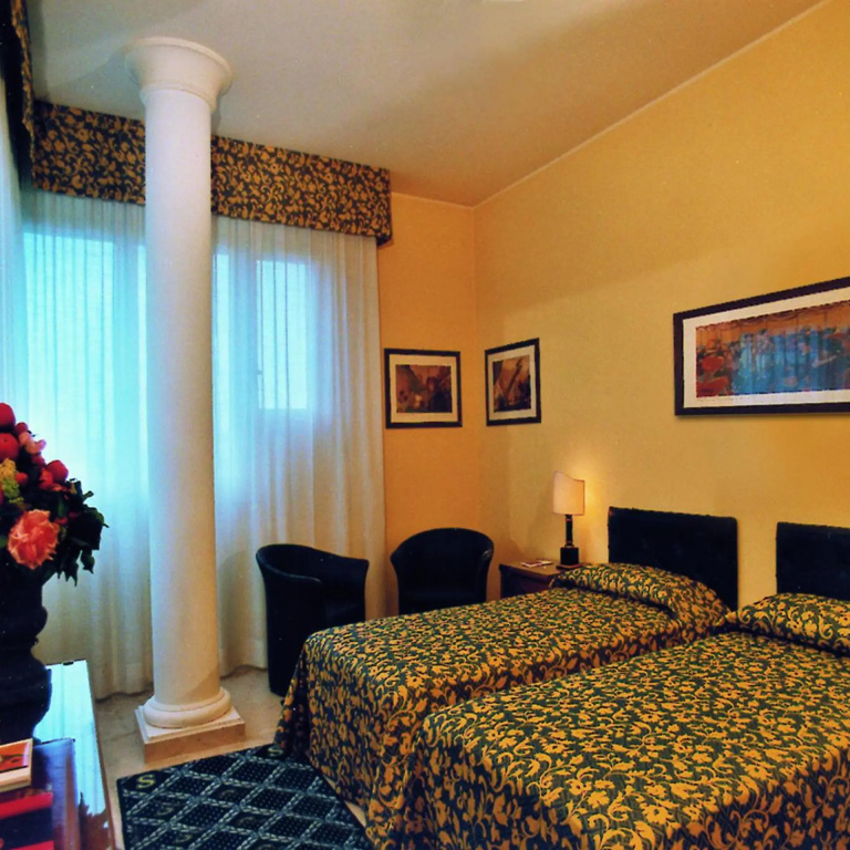 Hotel Savoy