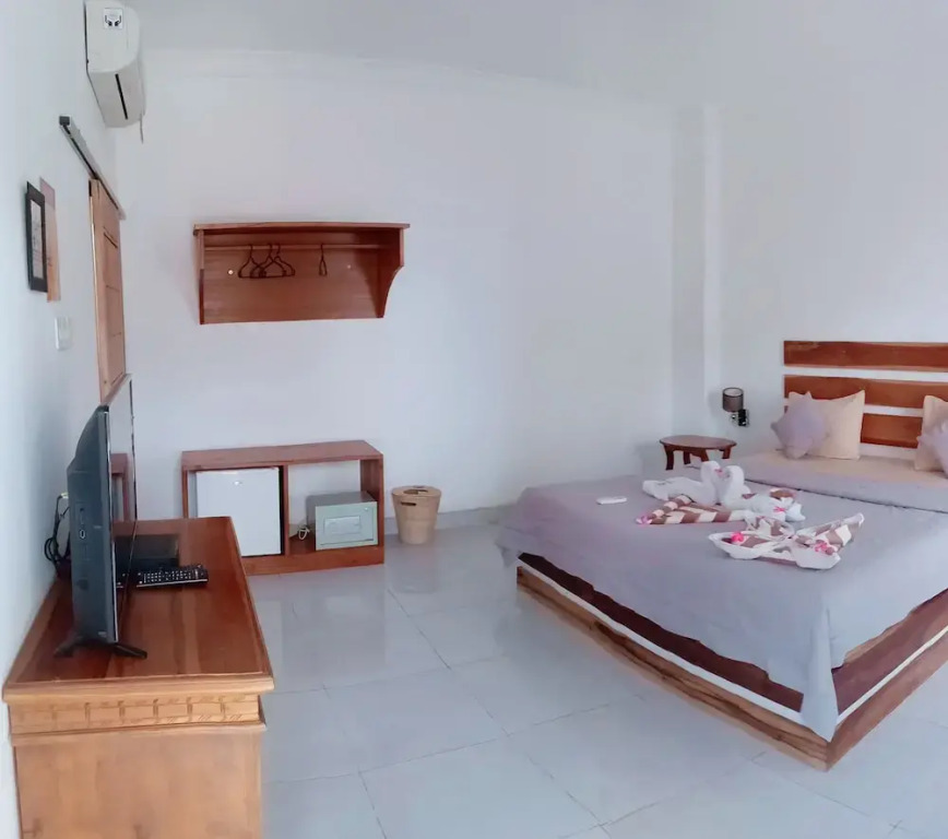 Amel House