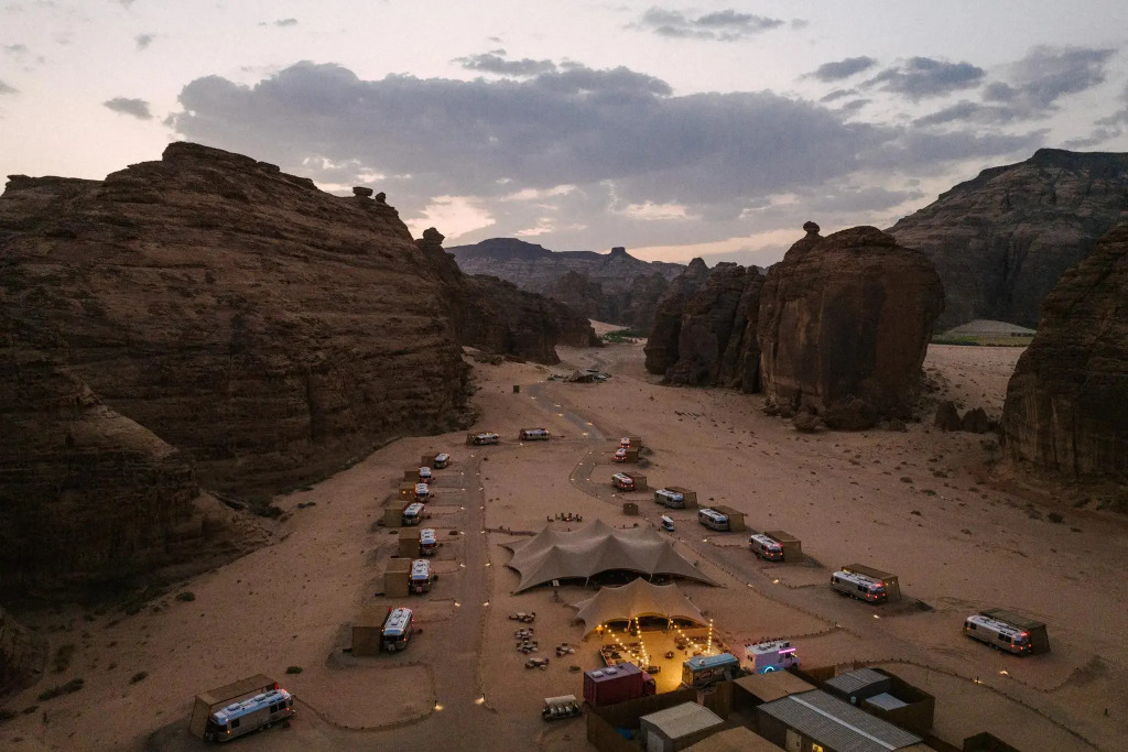 كرفان العلا caravan alula