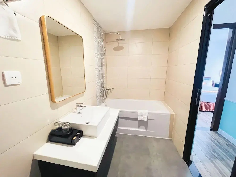 Harry Phu Quoc Hotel