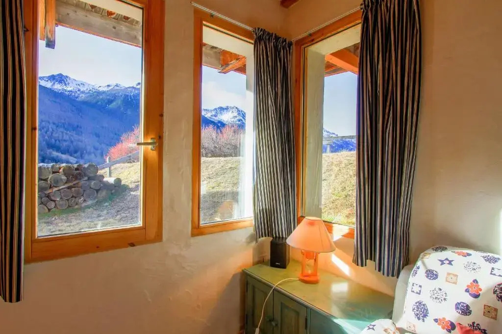Chalet Le Murè hameau des Chazals Nevache Hautes Alpes