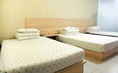 Minghang Hotel